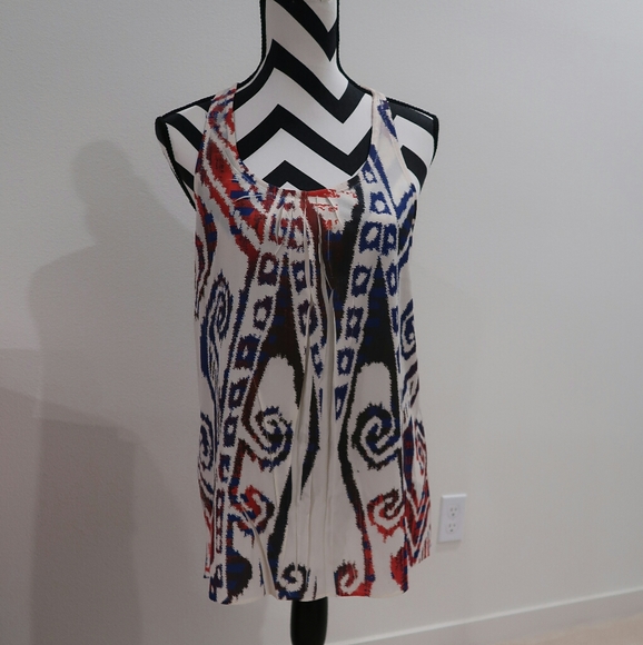 Printed Sleeveless Top - Picture 1 of 7